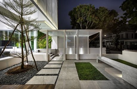 Greja House – прозрачный дом в Сингапуре