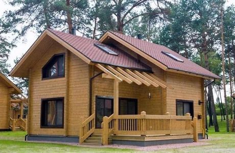Дома из бруса: плюсы и минусы