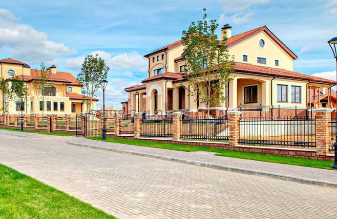Спрос на коттеджные поселки в Новой Москве упал на 40 %