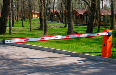 Выбор шлагбаума для загородного дома